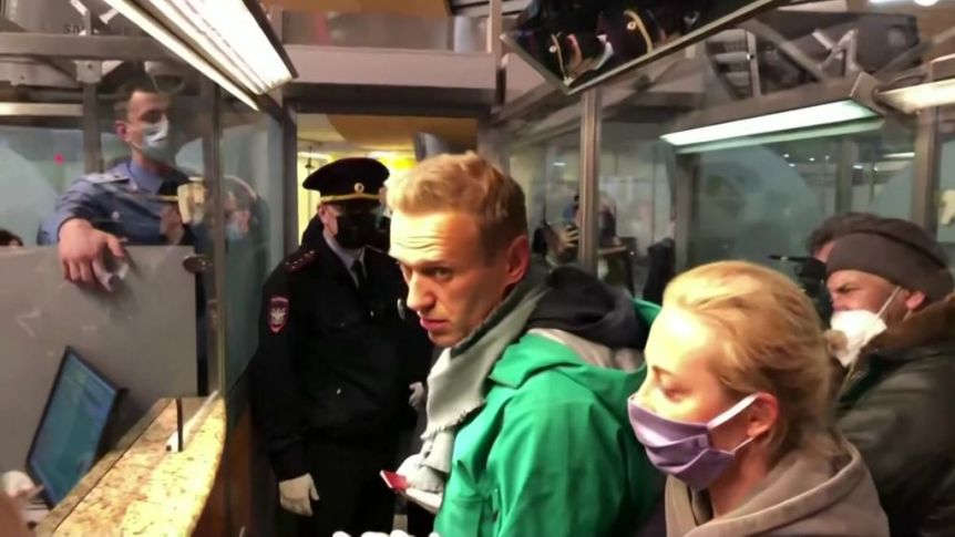 Alexi Navalny at the airport