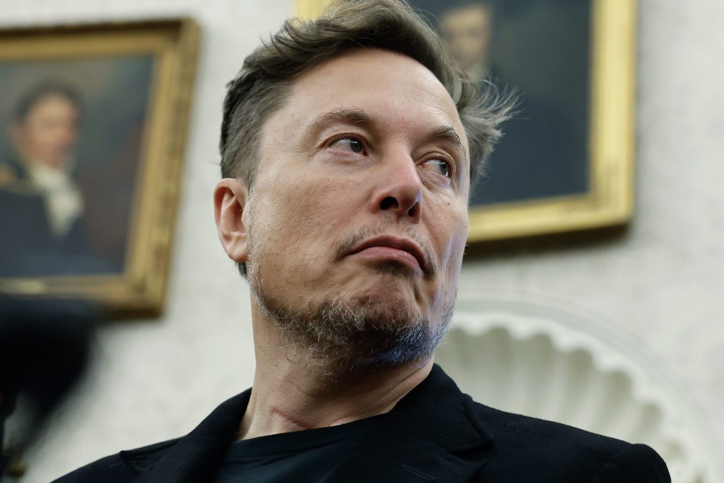 Elon Musk has set a new record, becoming the first person in the world to be a trillionaire