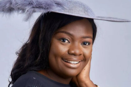 Gospel singer, Yinka Alaseyori, apologises to Nigerians over comments on Oyo school abduction