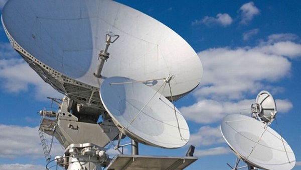 The Federal Government has set the deadline for digital TV switch over and targets 40 million households with 100 free-to-air channels