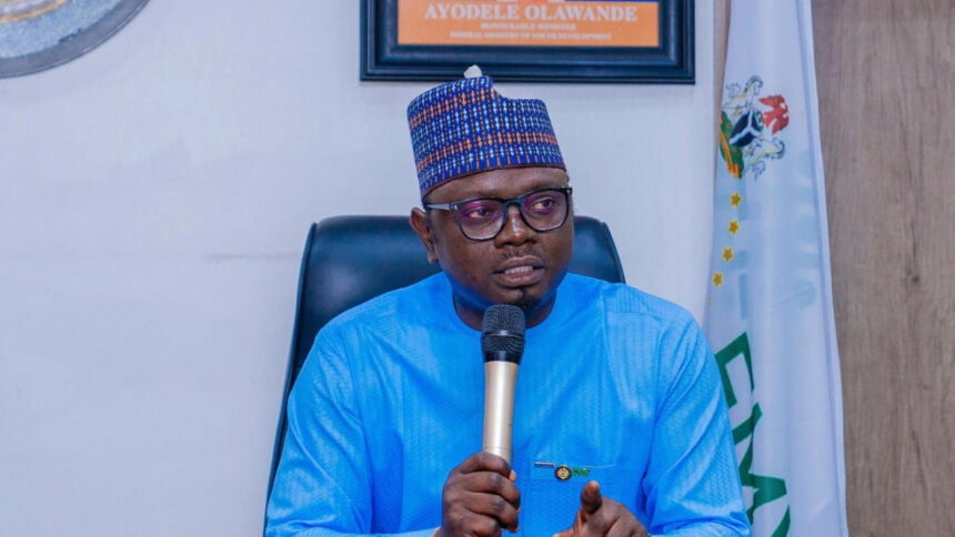 FG to Replace NYSC Khaki Uniform with Adire in Major Reform of 53-Year-Old Scheme